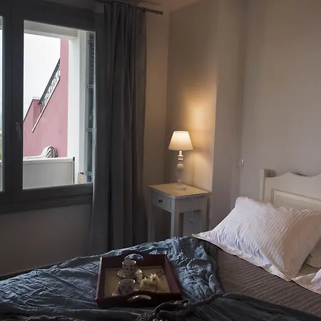 Rose Lägenhet Vourvoúlos